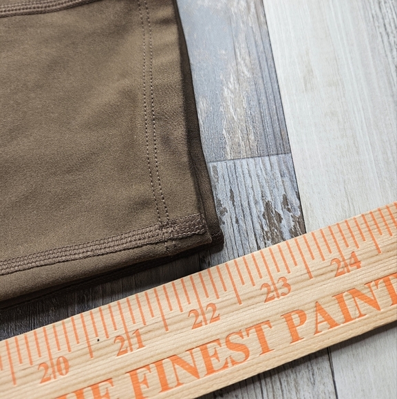 Girlfriend Collective XL Cafe Brown Capri Leggings - Picture 10 of 11